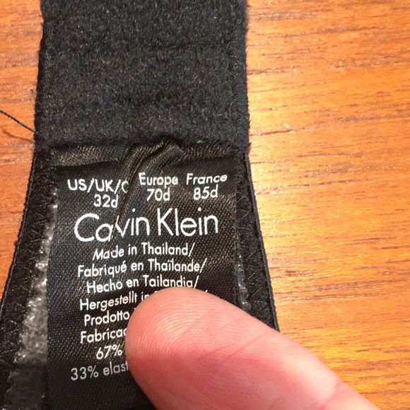 Calvin Klein black bra strapless size 32 d - Picture 4 of 9